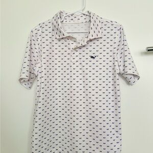 Vineyard Vines White Performance Polo with flag whale size 7